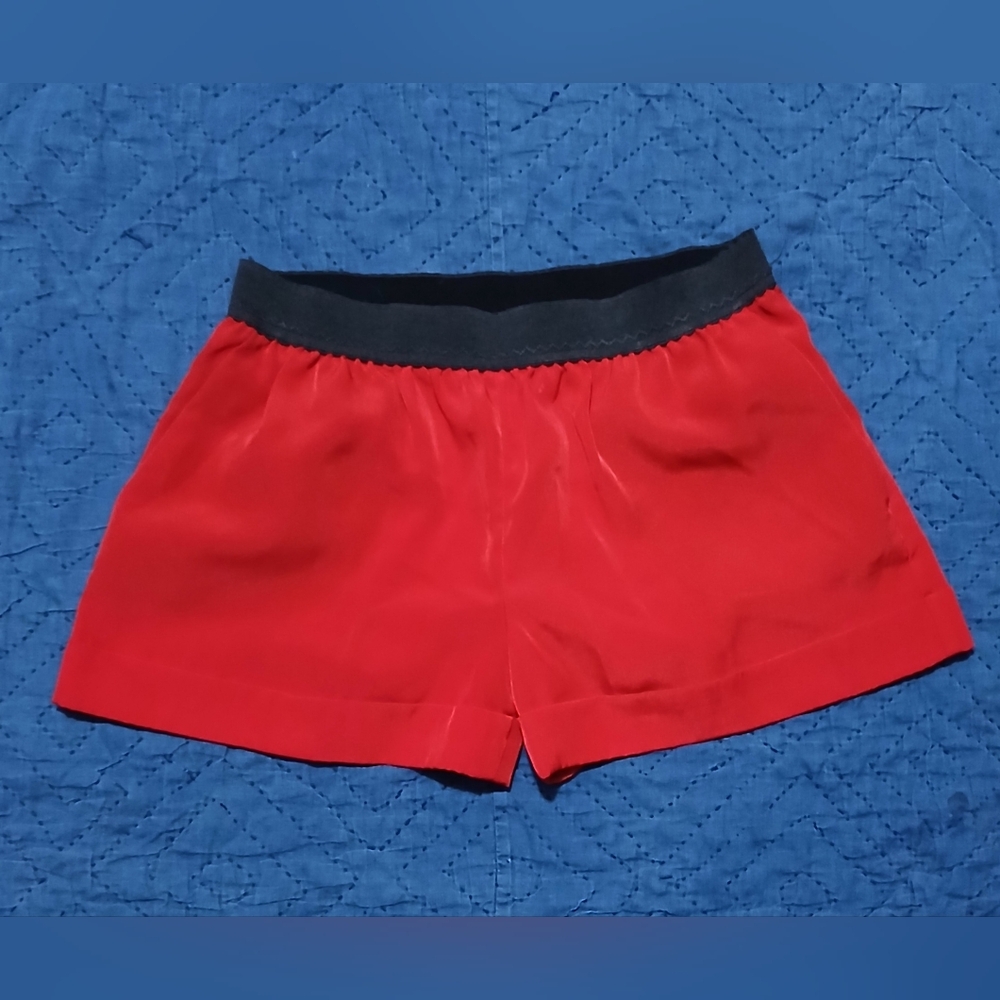 Women's size 2 fits 3 Red and Black EXPRESS Shorts with pockets